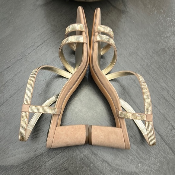 NATURALIZER Vanessa Strappy Sandals - Picture 8 of 13